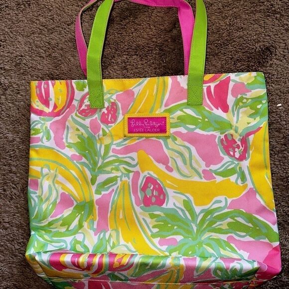 Lllly Pulitzer for Estée Lauder spring floral tote - Picture 2 of 5